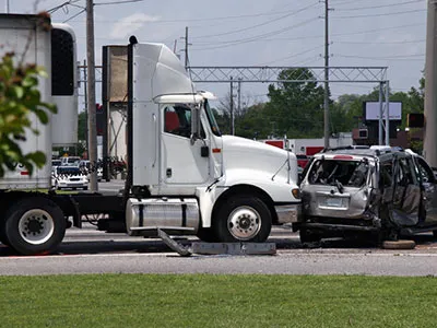 Edinburg man dies in crash on U.S. 77